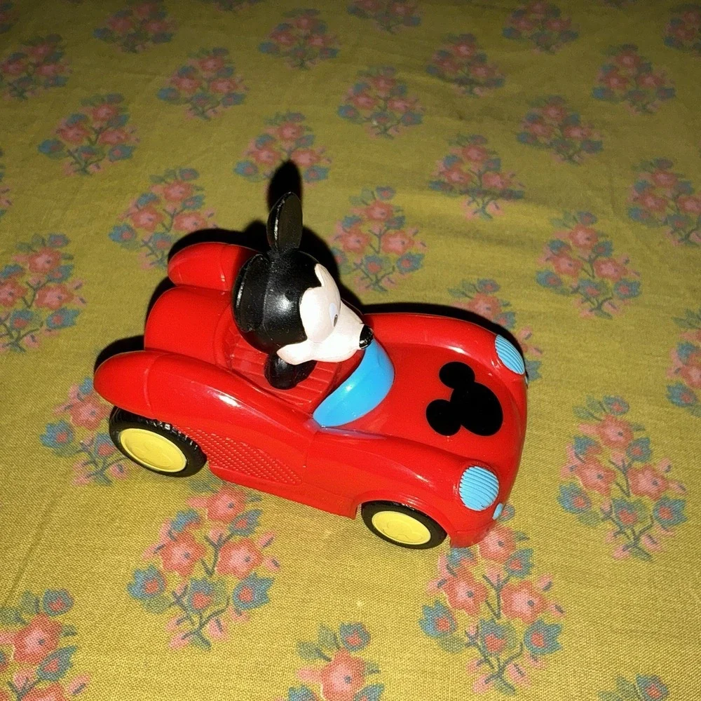 Disney Junior Mickey Mouse Just Play Diecast Red‎ Car Kids Toy